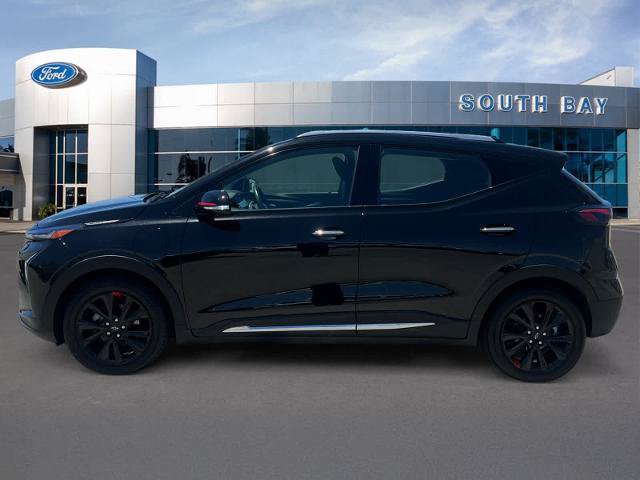 Used 2023 Chevrolet Bolt EUV Premier w/ Sun & Sound Package FWD image 2