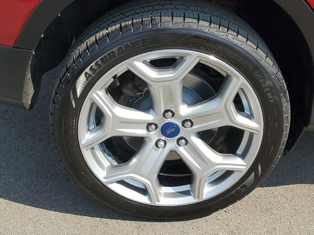 Certified 2017 Ford Escape Titanium w/ Equipment Group 301A FWD image 5