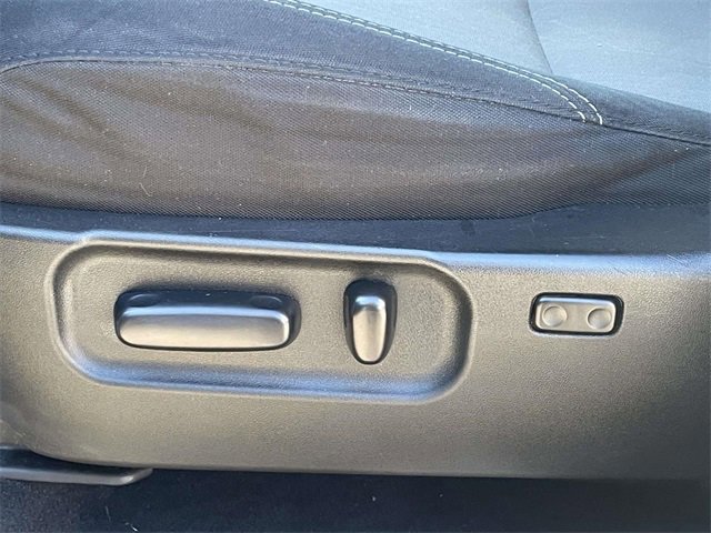 Used 2021 Toyota Tacoma TRD Sport w/ Technology Package image 18