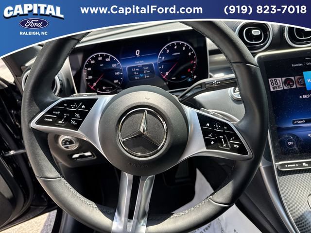 Used 2025 Mercedes-Benz C 300 4MATIC Sedan image 25