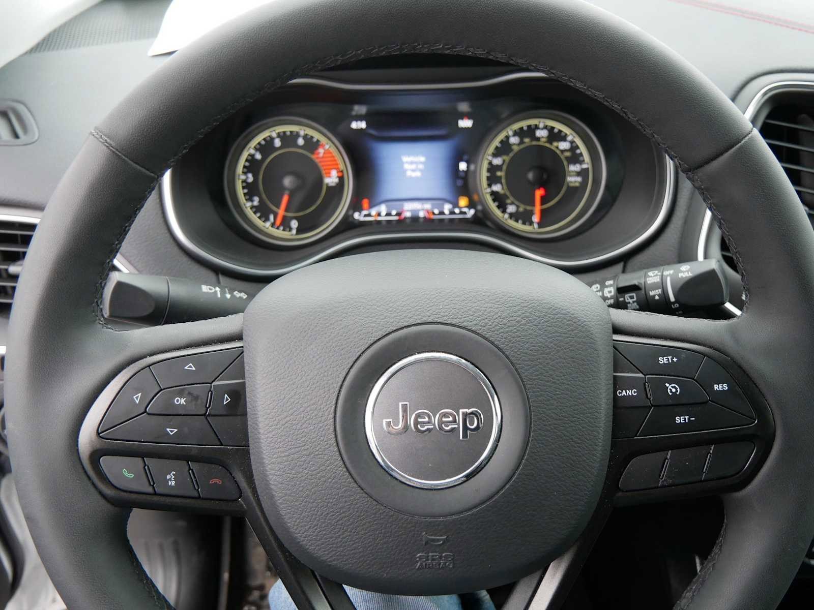 Used 2022 Jeep Cherokee Trailhawk image 28