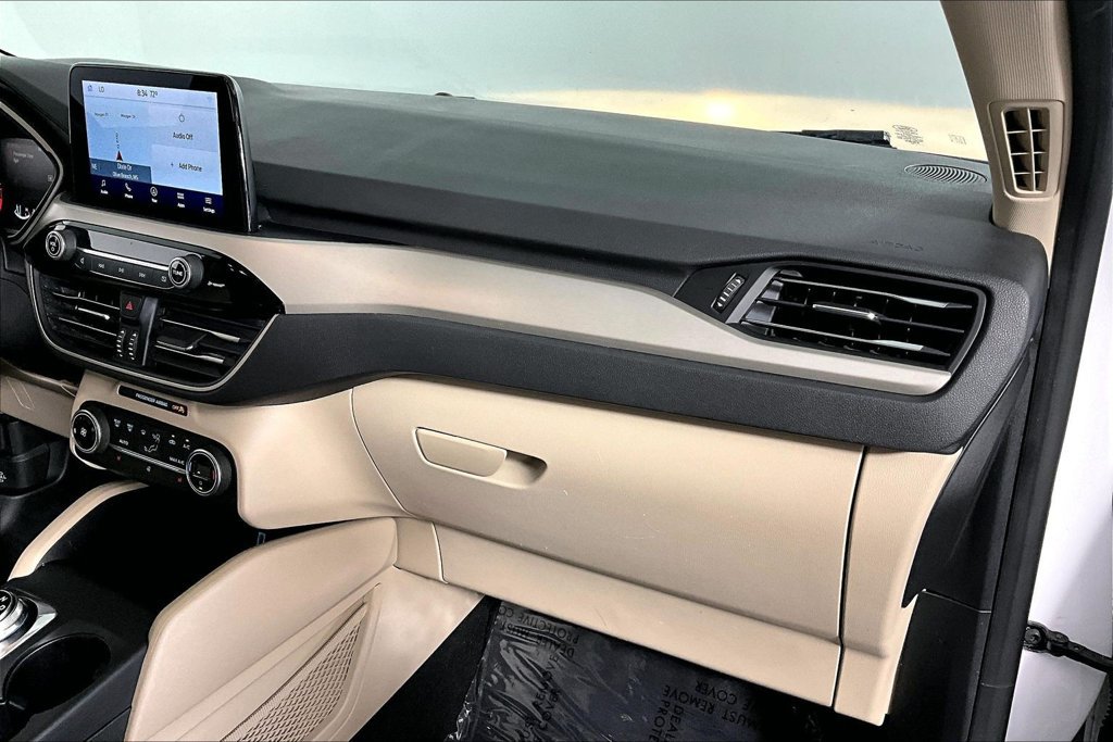 Certified 2020 Ford Escape SEL FWD image 16