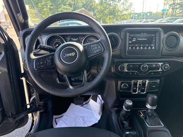 Used 2023 Jeep Wrangler Unlimited Sport AWD/4WD image 25
