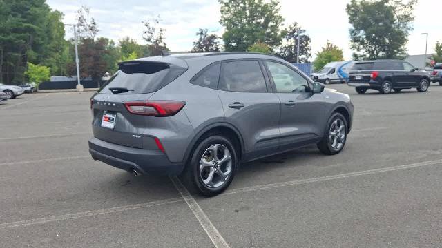 Certified 2026 Ford Escape ST-Line AWD/4WD image 8
