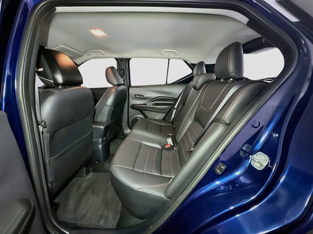 Used 2020 Nissan Kicks SR w/ SR Premium Package FWD image 31