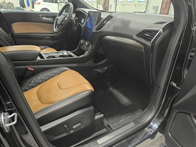 Certified 2024 Ford Edge Titanium w/ Titanium Elite Package AWD/4WD image 24