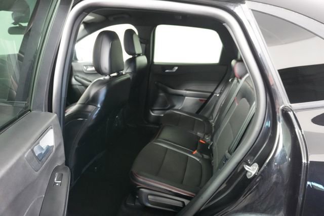 Certified 2025 Ford Escape ST-Line image 18