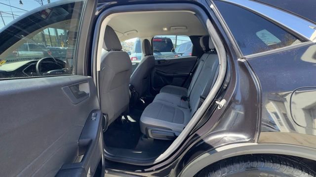 Certified 2022 Ford Escape SE w/ Convenience Package AWD/4WD image 17