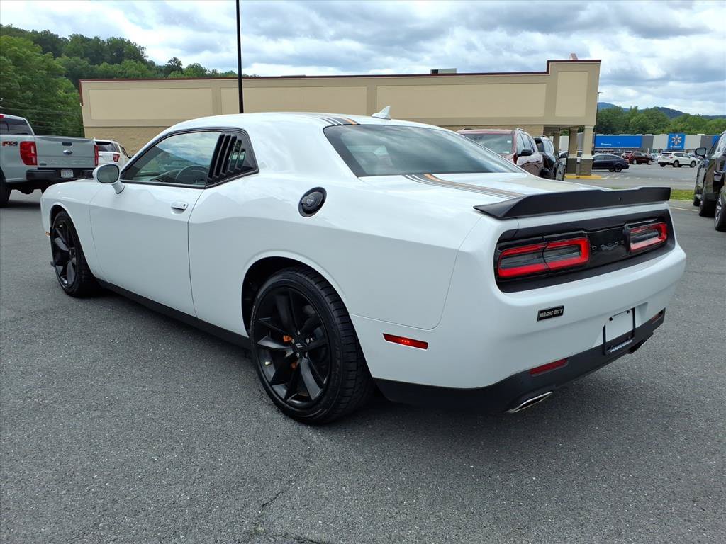 Used 2022 Dodge Challenger GT w/ Plus Package RWD image 3