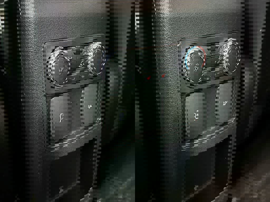 Certified 2020 Ford Explorer XLT w/ Equipment Group 202A image 16