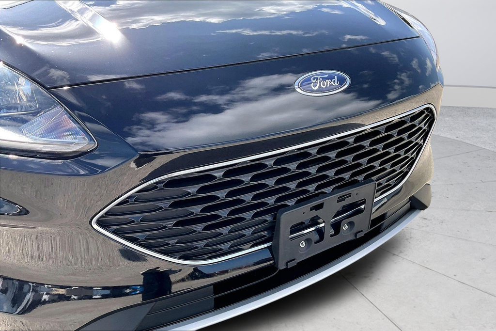 Certified 2022 Ford Escape SEL FWD image 30