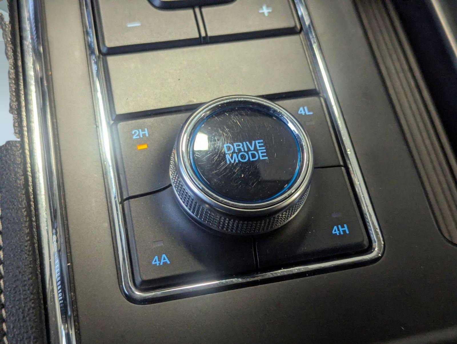 Certified 2023 Ford Expedition XLT image 30