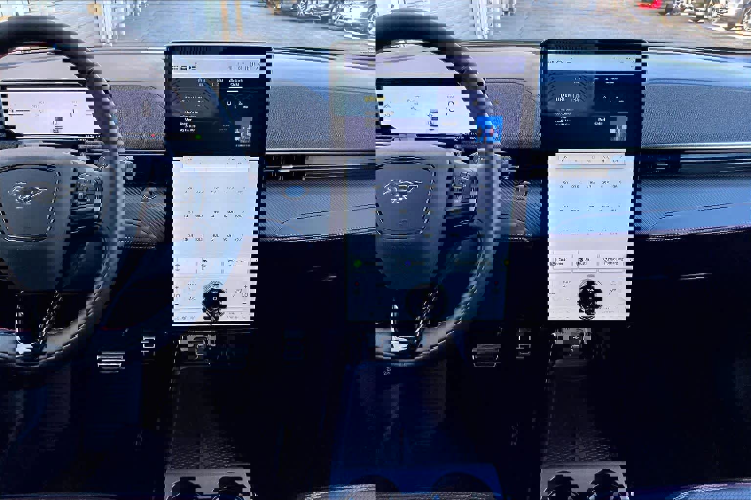 Certified 2025 Ford Mustang Mach-E Premium w/ Sport Appearance Package image 9