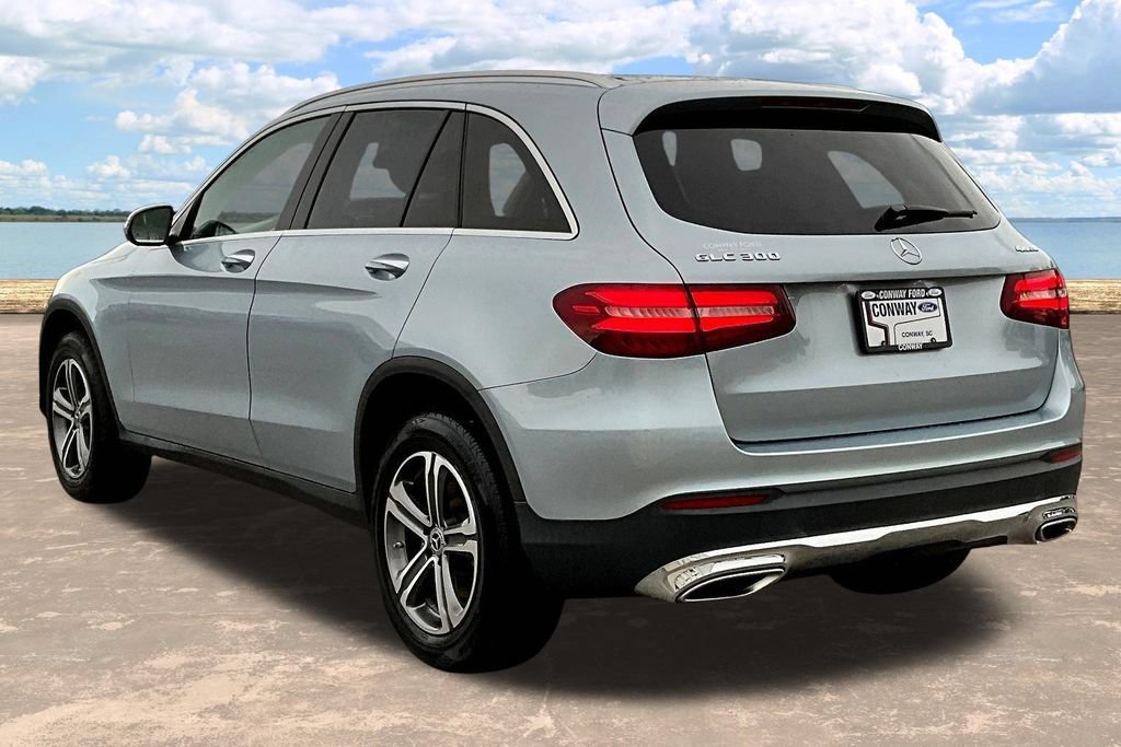 Used 2018 Mercedes-Benz GLC 300 4MATIC image 5