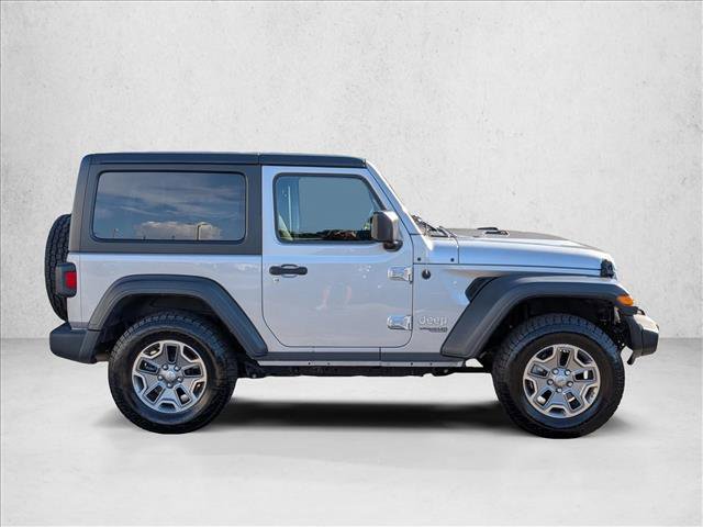 Used 2020 Jeep Wrangler Sport AWD/4WD video 4