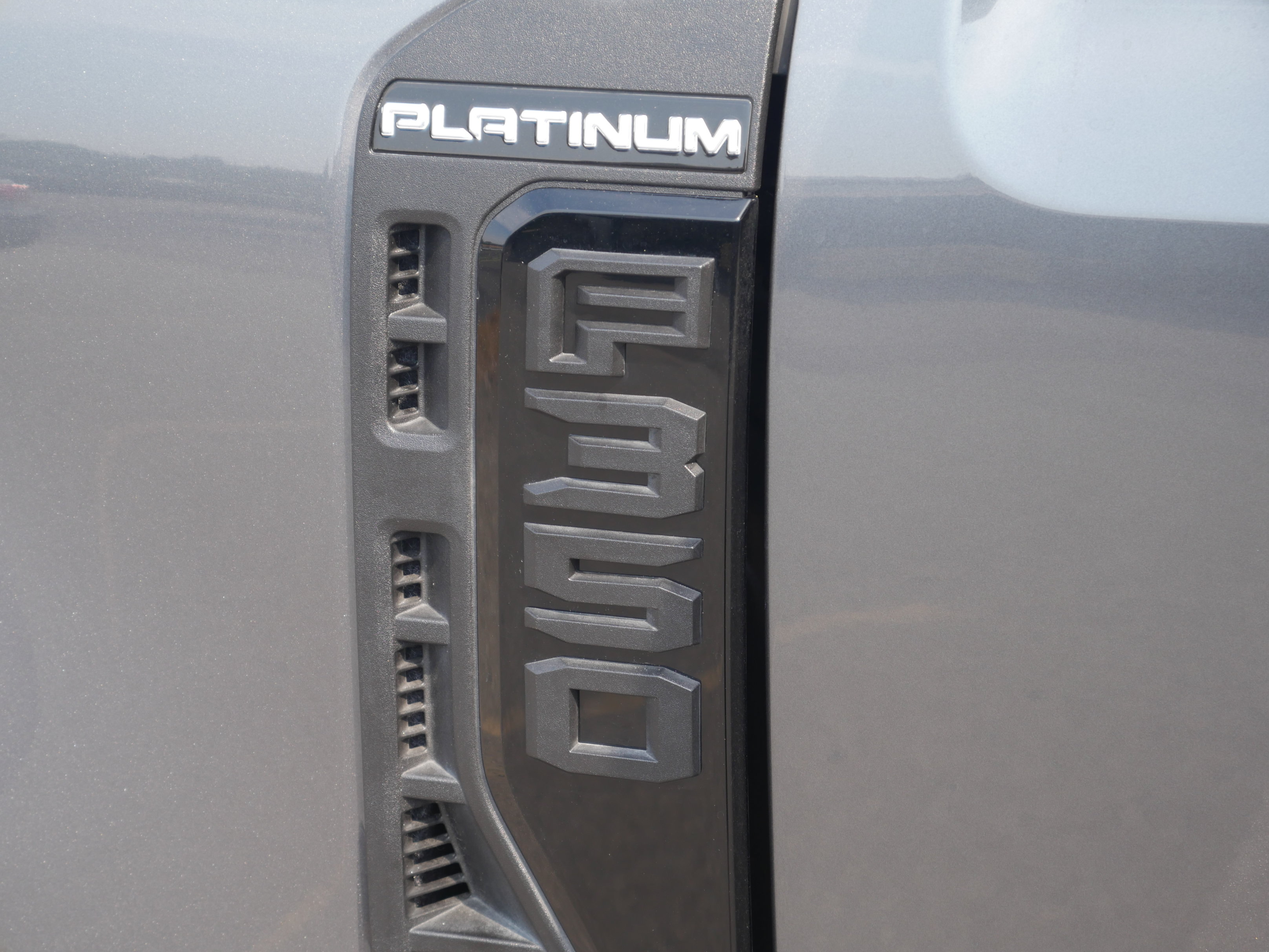 Certified 2026 Ford F350 Platinum AWD/4WD image 18