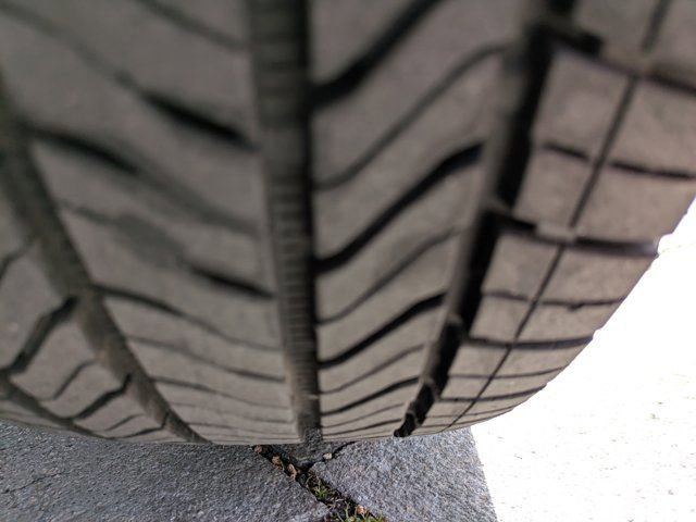 Used 2024 GMC Terrain SLE image 11