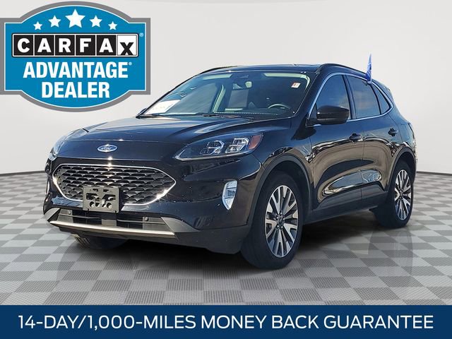 Certified 2022 Ford Escape Titanium w/ Class II Trailer Tow Package image 3