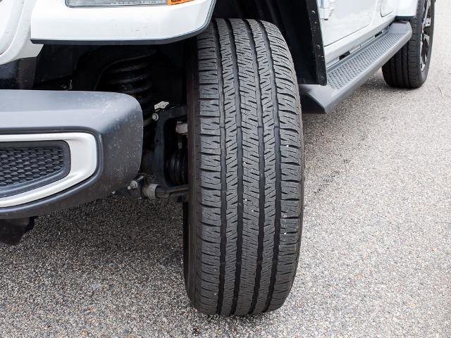 Used 2024 Jeep Wrangler Unlimited Sahara AWD/4WD image 9