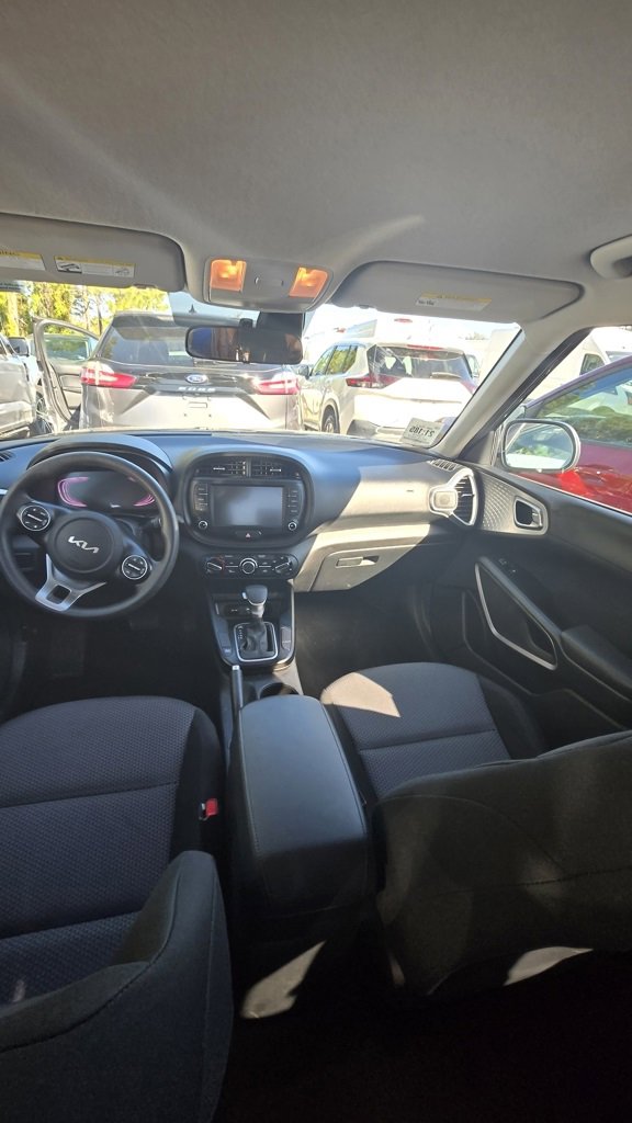 Used 2024 Kia Soul LX w/ Option Group 015 image 15
