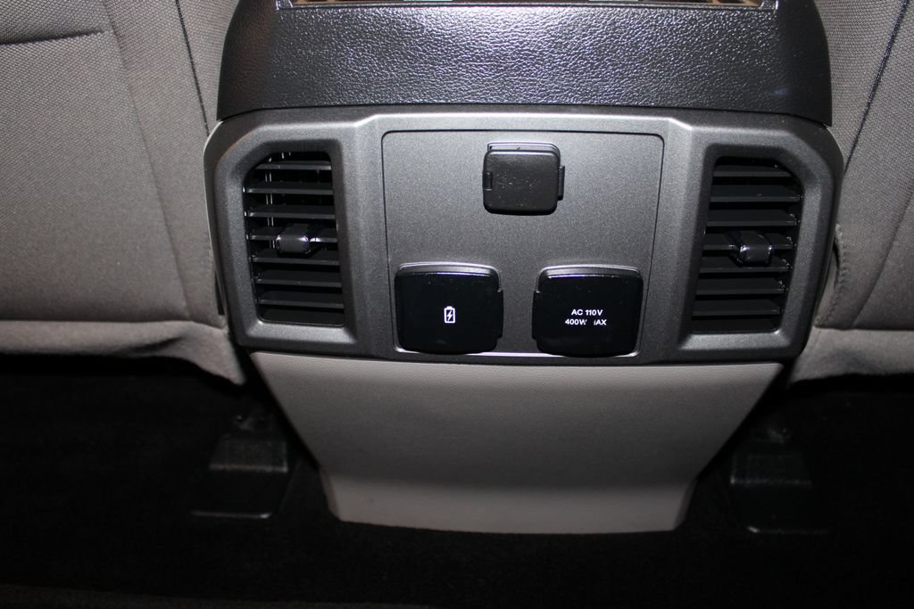 Certified 2017 Ford F150 XLT w/ Equipment Group 302A Luxury AWD/4WD image 45