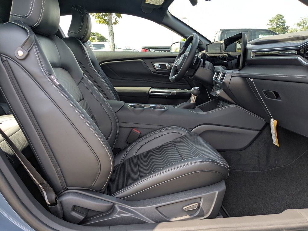 Certified 2025 Ford Mustang GT Premium RWD image 17