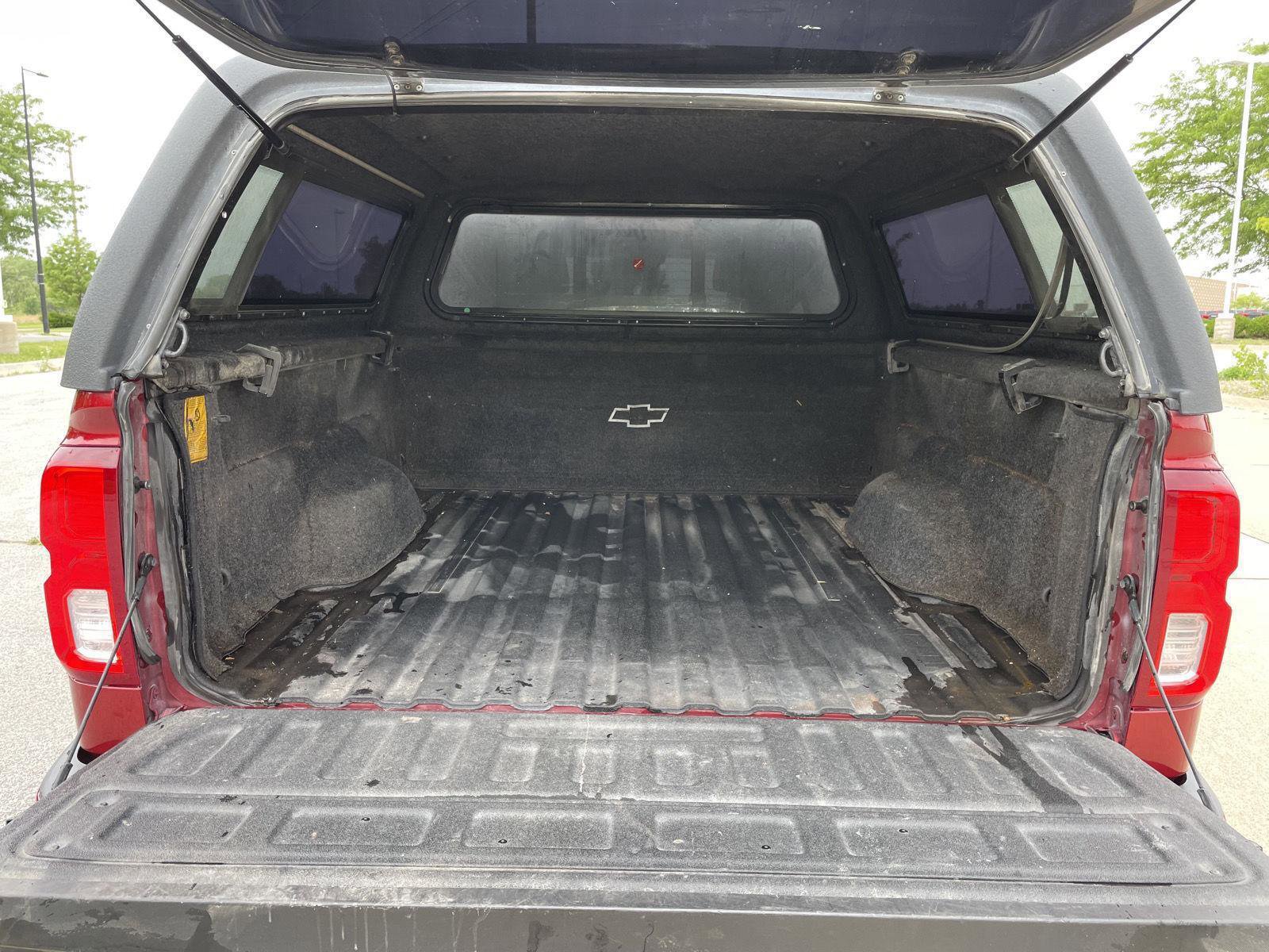 Used 2018 Chevrolet Silverado 1500 High Country AWD/4WD image 38
