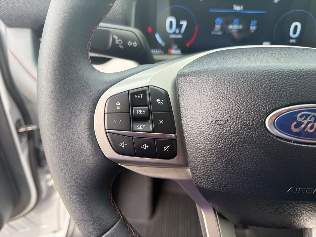 Certified 2025 Ford Explorer Active RWD image 26