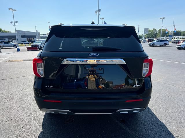 Certified 2024 Ford Explorer XLT w/ Equipment Group 202A AWD/4WD image 6