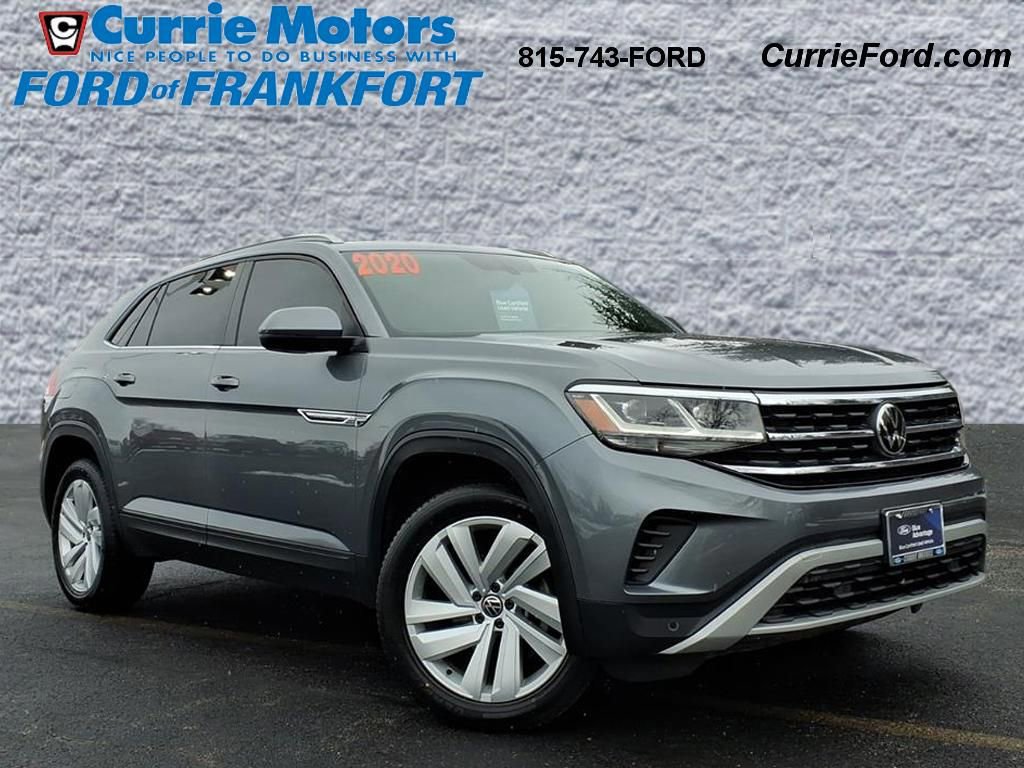 Used 2020 Volkswagen Atlas Cross Sport SE w/ Towing Package image 7