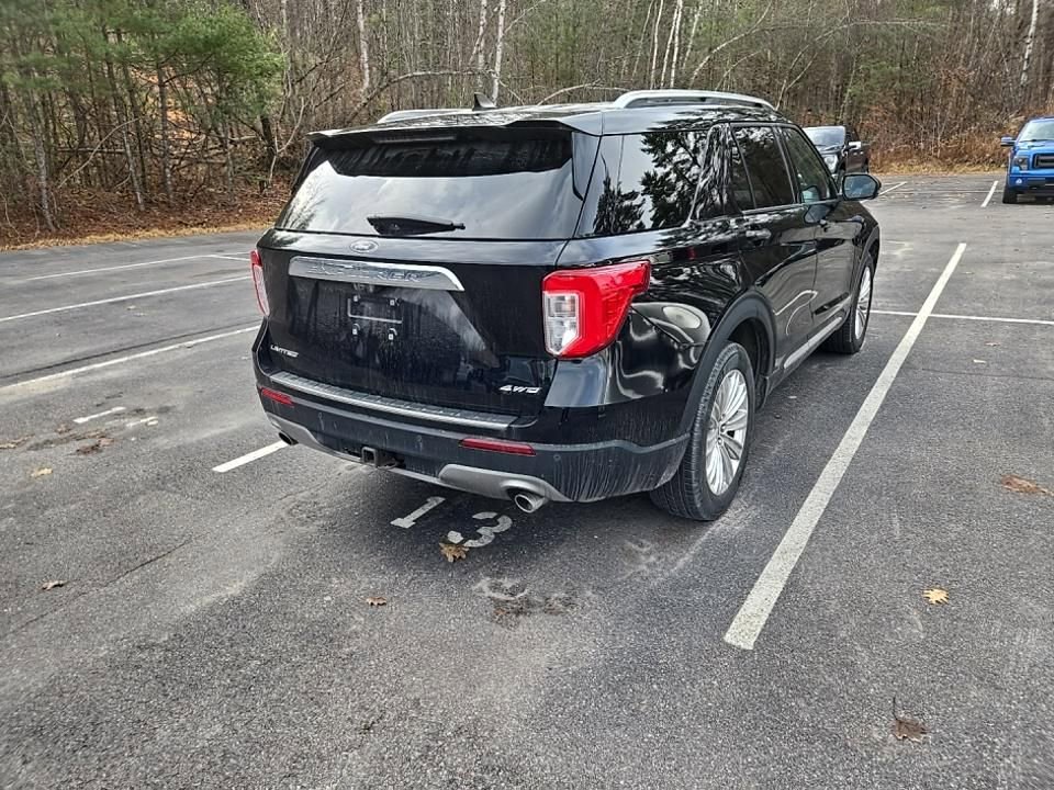 Certified 2022 Ford Explorer Limited w/ Limited Technology Package image 4