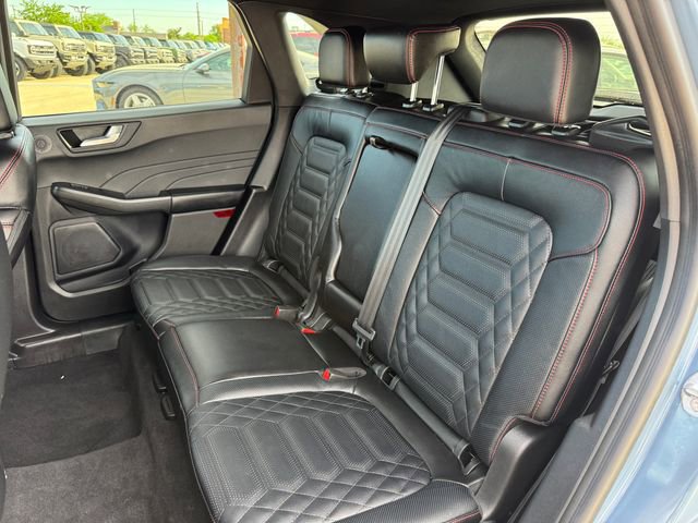 Certified 2023 Ford Escape ST-Line Elite w/ Premium Technology Package AWD/4WD image 16