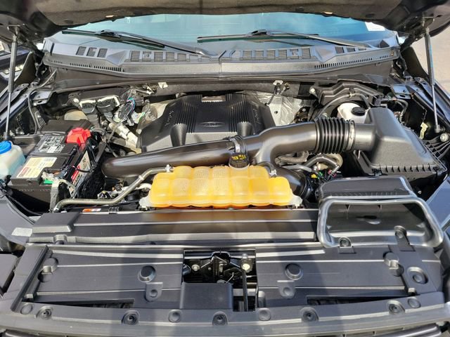 Certified 2018 Ford F150 Lariat w/ Equipment Group 502A Luxury AWD/4WD image 33