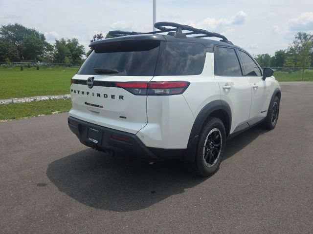 Used 2024 Nissan Pathfinder Rock Creek AWD/4WD image 8