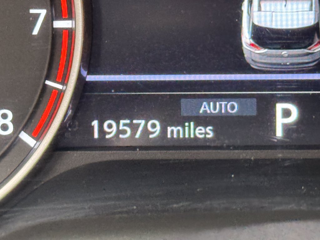 Used 2023 Nissan Rogue SV AWD/4WD image 17