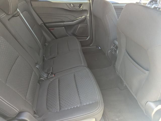 Certified 2025 Ford Escape Active FWD image 17