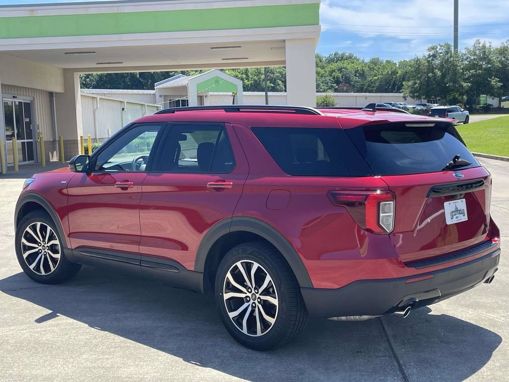 Certified 2022 Ford Explorer ST-Line RWD image 5