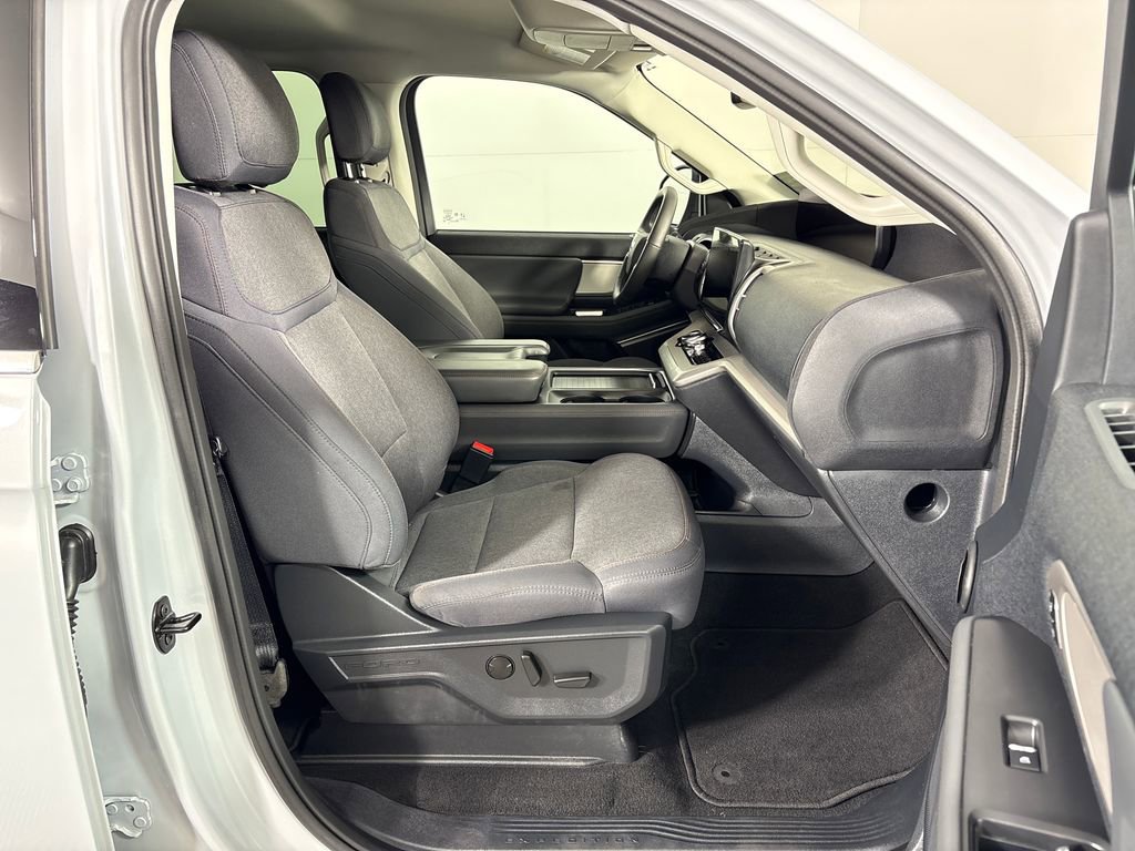 Certified 2025 Ford Expedition Max Active image 8