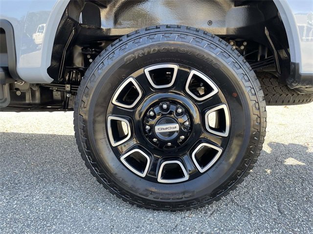 Certified 2025 Ford F250 Platinum image 10