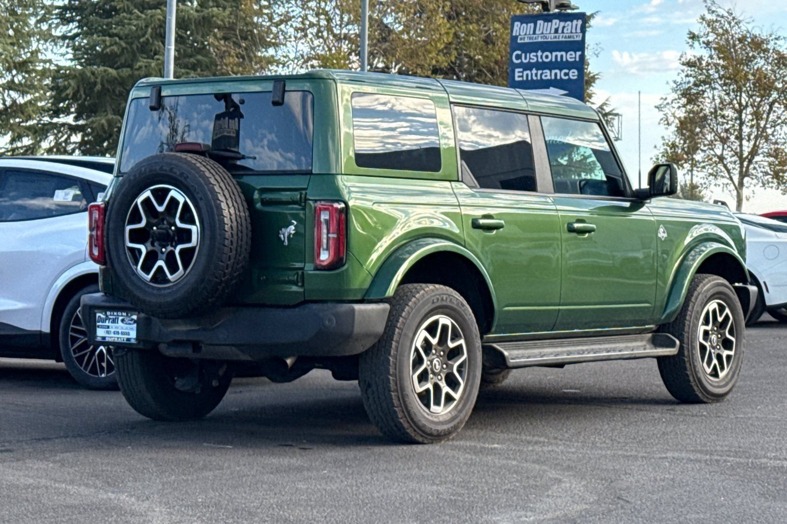 Certified 2025 Ford Bronco Outer Banks AWD/4WD image 4