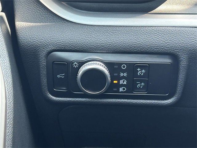 Certified 2023 Ford Explorer XLT image 22