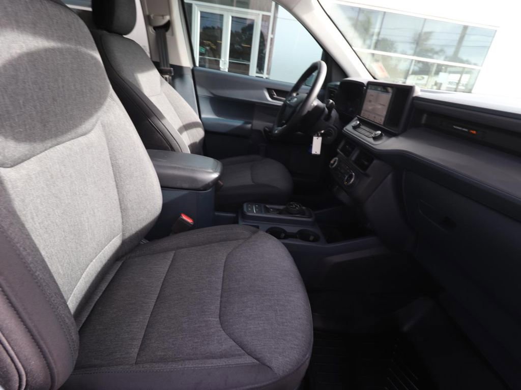 Certified 2024 Ford Maverick XLT w/ XLT Luxury Package image 15