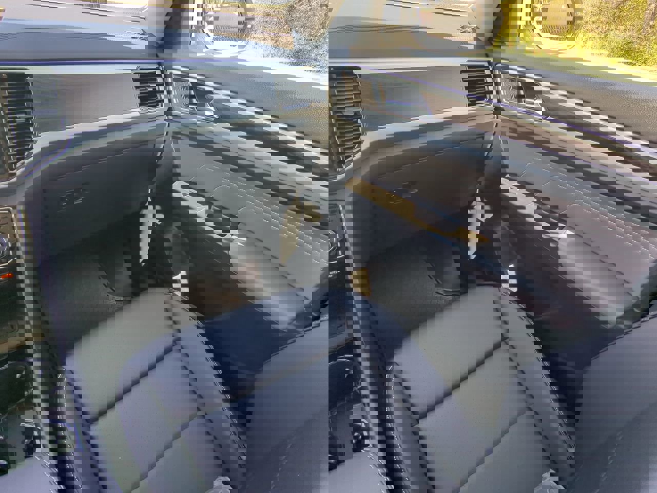 Used 2023 Volkswagen Atlas SE w/ Panoramic Sunroof Package image 15