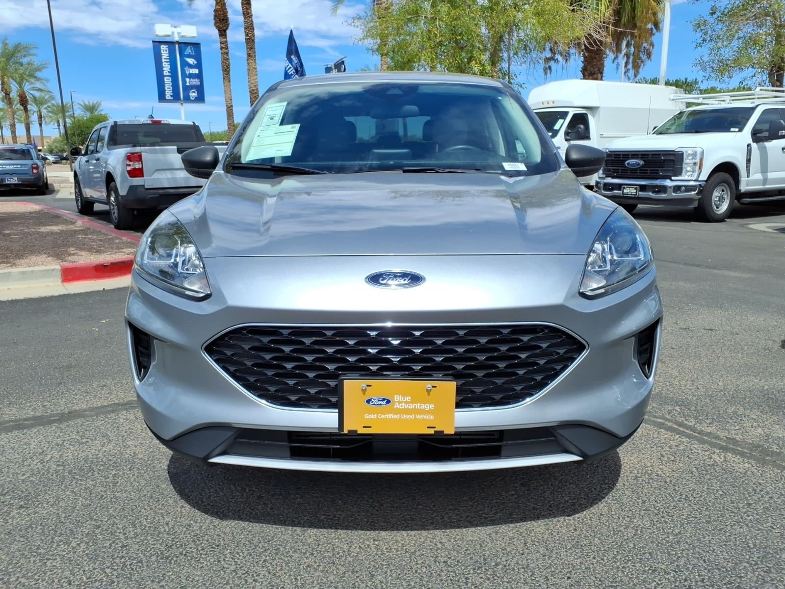 Certified 2022 Ford Escape SE w/ Convenience Package FWD image 2