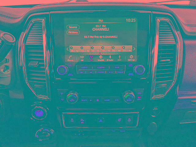 Used 2021 Nissan Titan Platinum Reserve w/ Moonroof Package image 9