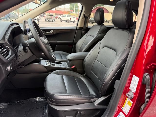 Certified 2020 Ford Escape Titanium AWD/4WD image 12