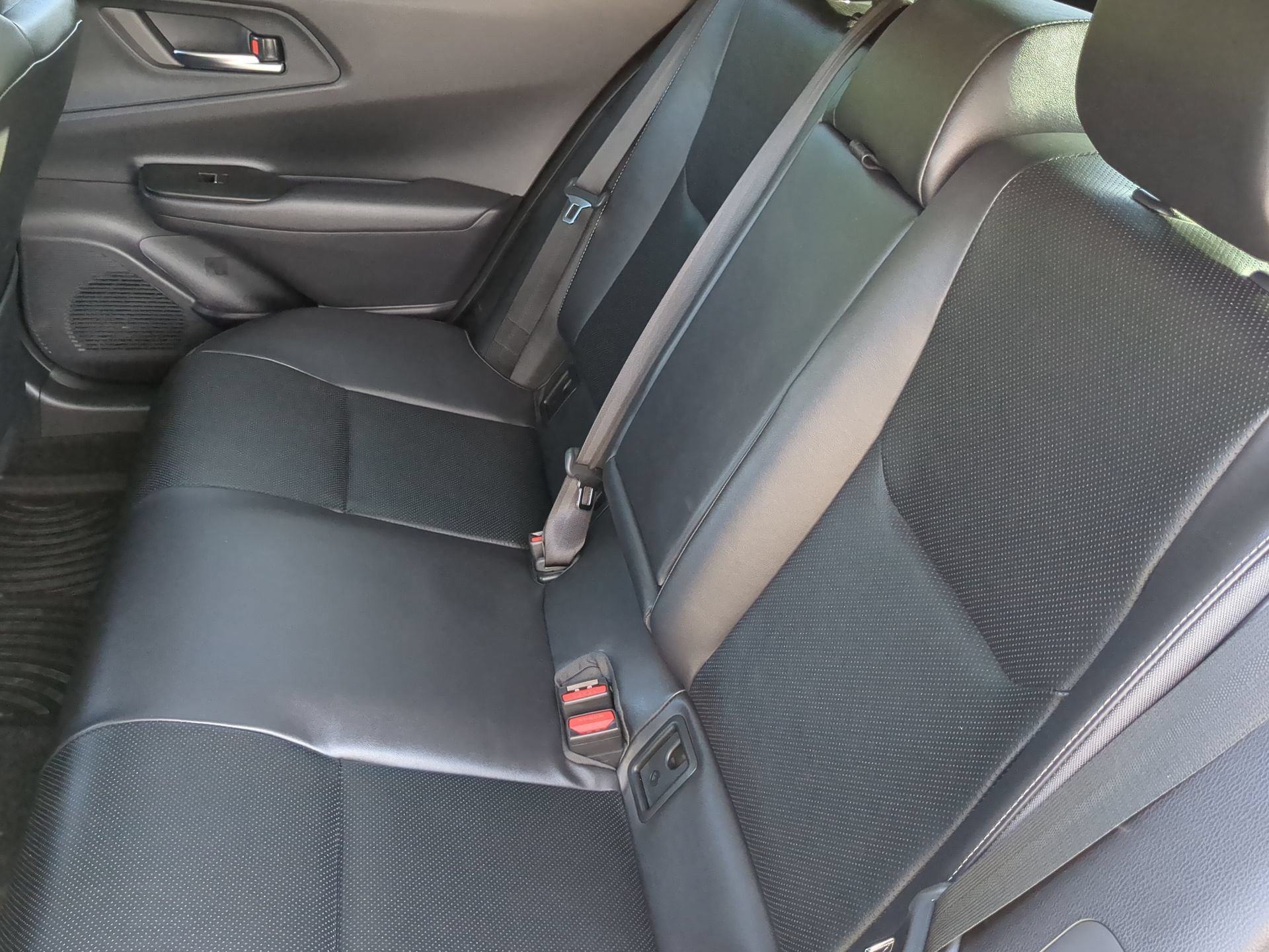 Used 2026 Toyota Prius FWD image 53
