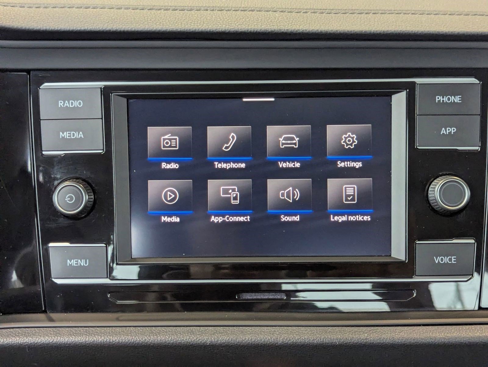 Used 2024 Volkswagen Jetta S image 26