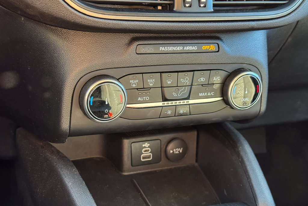 Certified 2025 Ford Escape Active AWD/4WD image 28