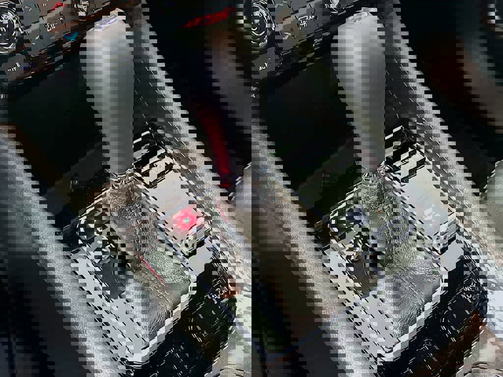 Used 2024 Jeep Compass Latitude image 19